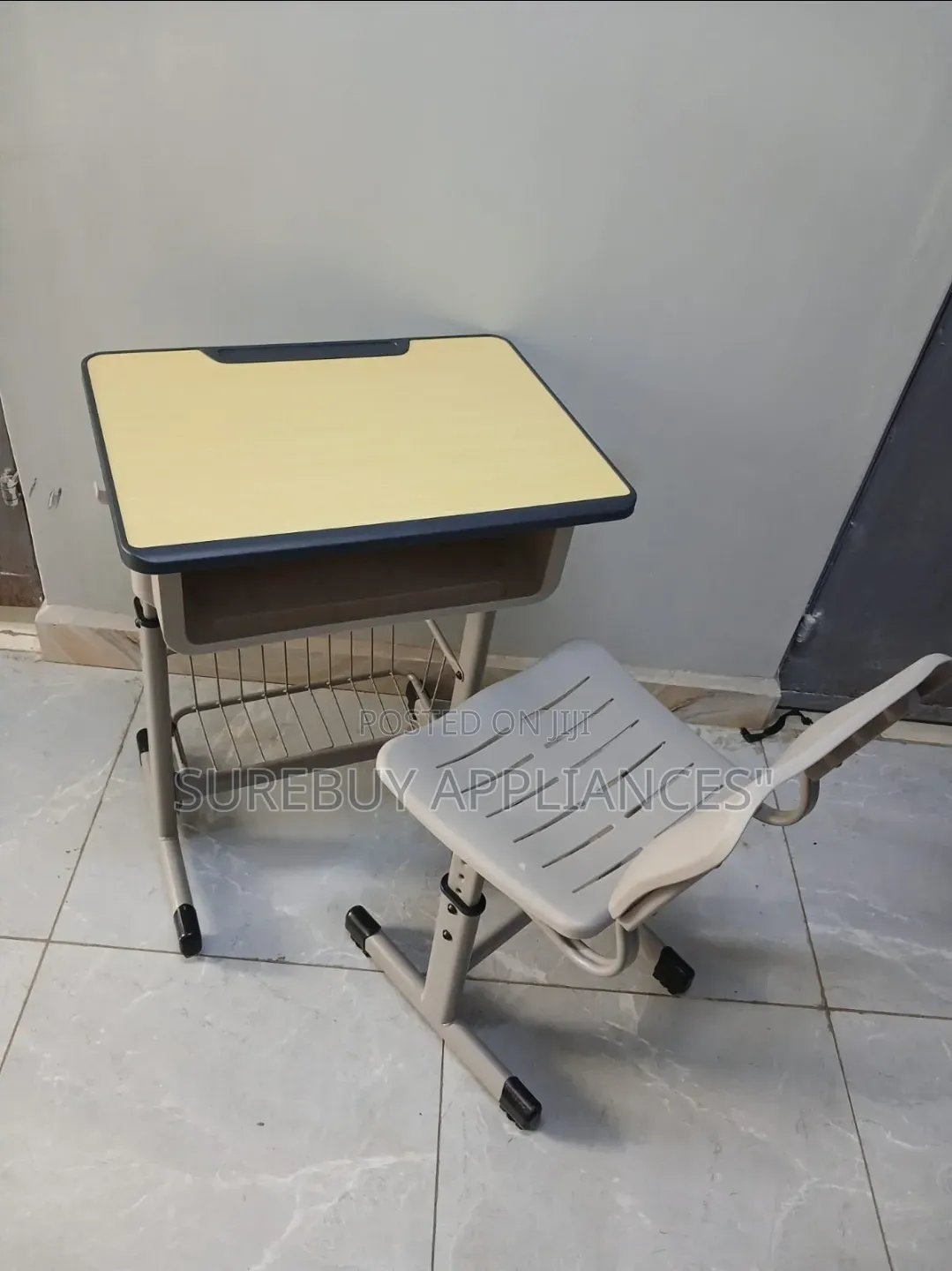 Adjustable Kids Study Desk