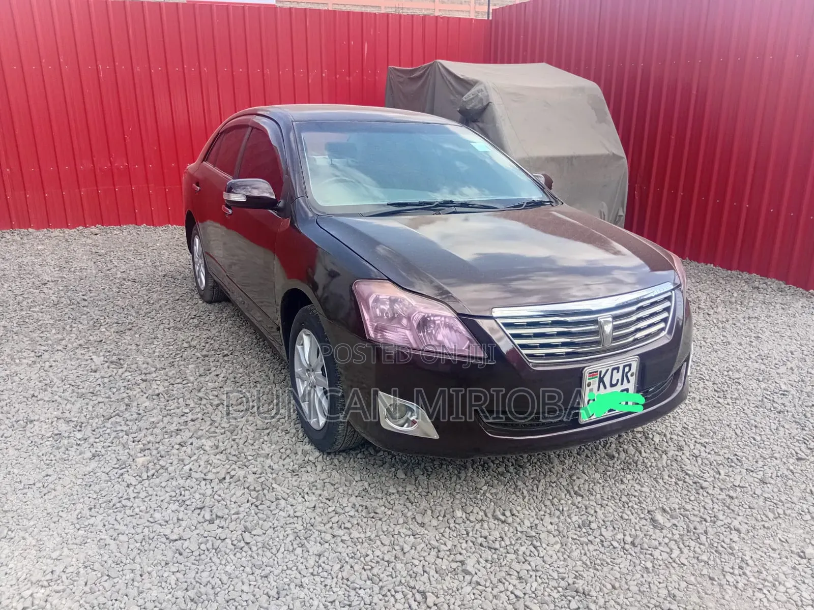Toyota Premio 2011 Maroon