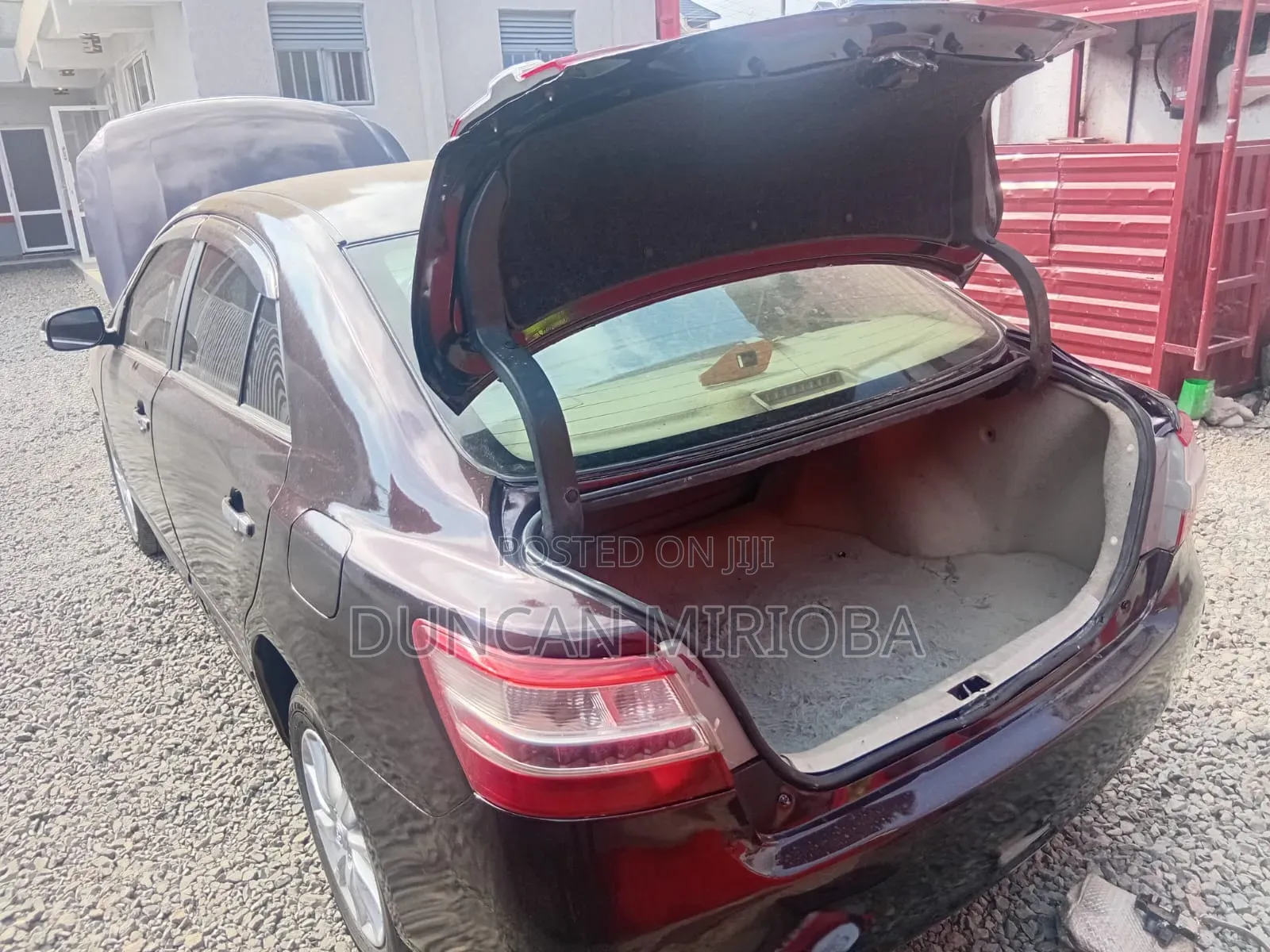 Toyota Premio 2011 Maroon