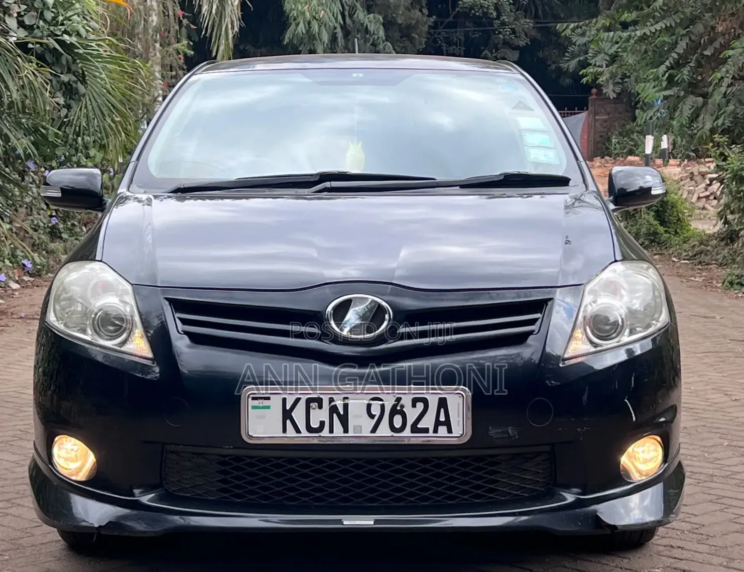 Toyota Auris 2010 Black