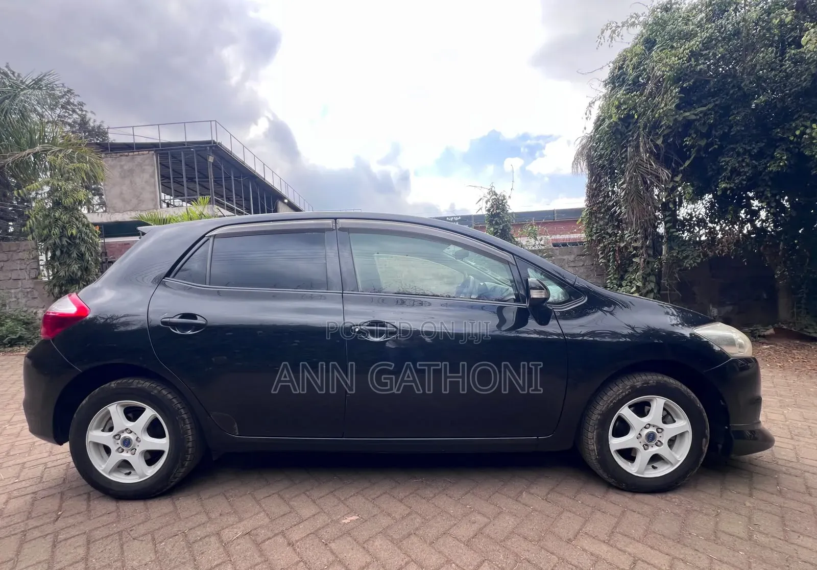 Toyota Auris 2010 Black
