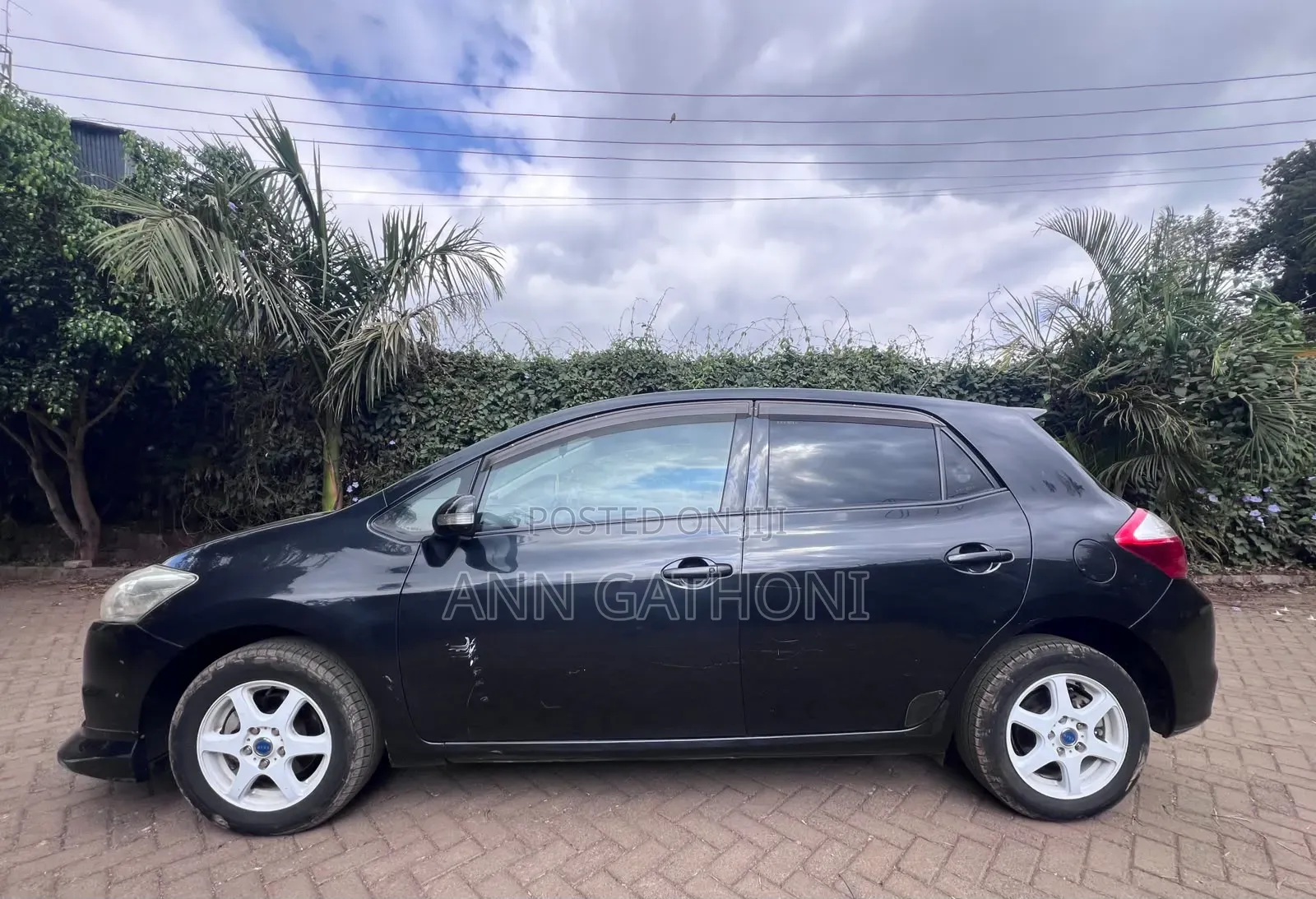 Toyota Auris 2010 Black