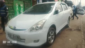 Toyota Vitz 2009 White