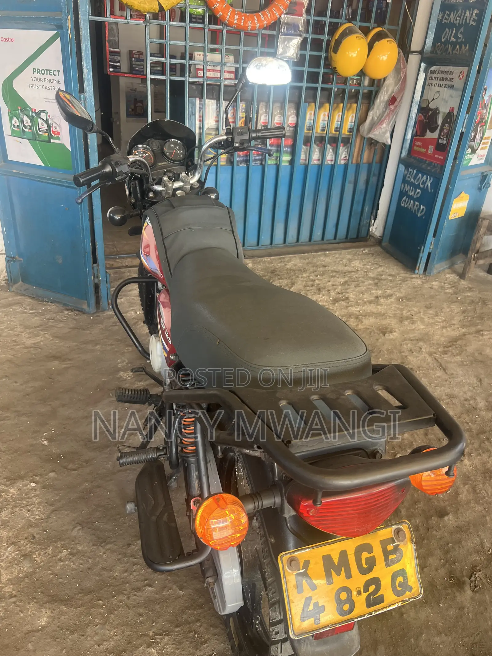 Bajaj Boxer 125 2023 Red