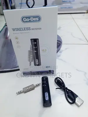Go-Des GD-BT104 Bluetooth 5.0 AUX Audio Receiver for Car