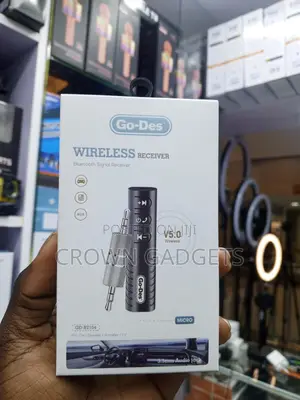 Go-Des GD-BT104 Bluetooth 5.0 AUX Audio Receiver for Car
