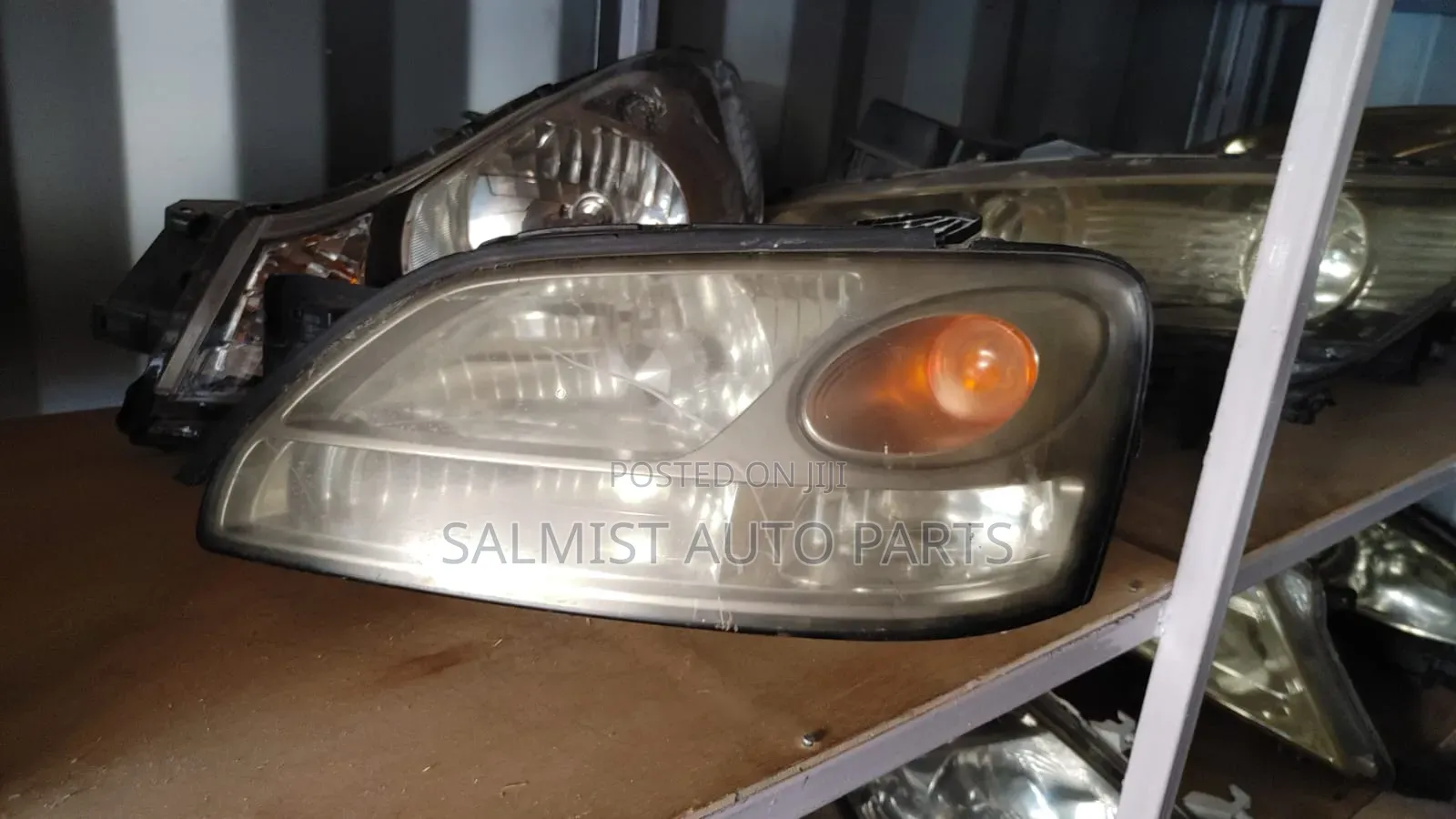 Subaru Legacy BH5 Headlight Xenon