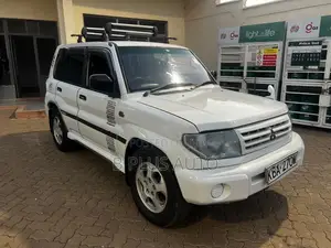 Mitsubishi Pajero 2007 White