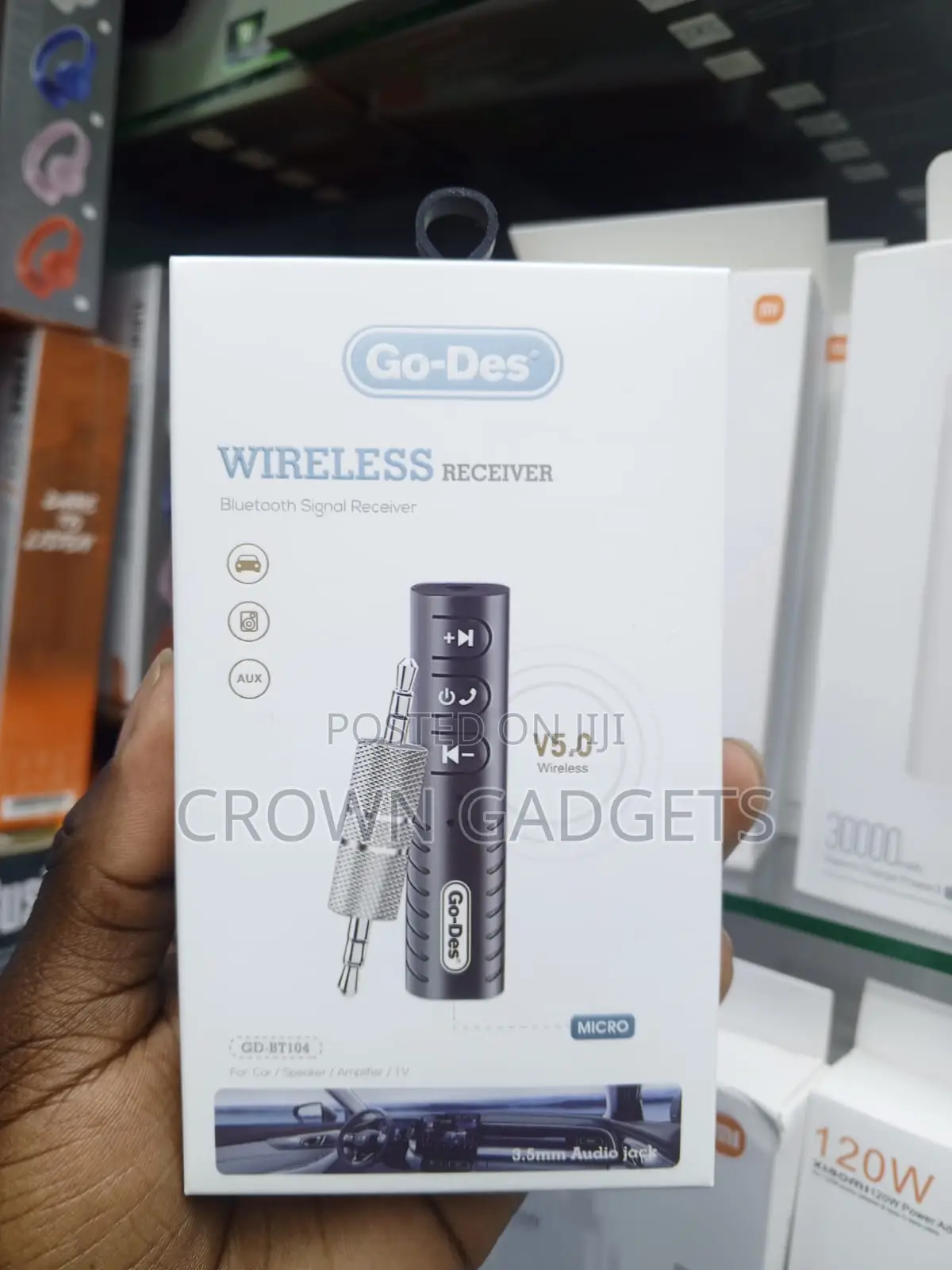 Go-Des Bluetooth AUX Receiver With Hands-Free Calling Mic