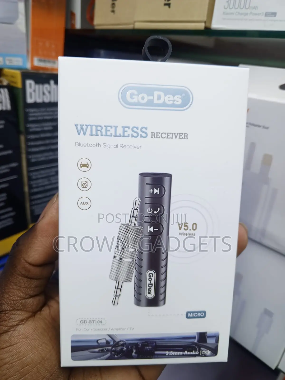 Go-Des Bluetooth AUX Receiver With Hands-Free Calling Mic