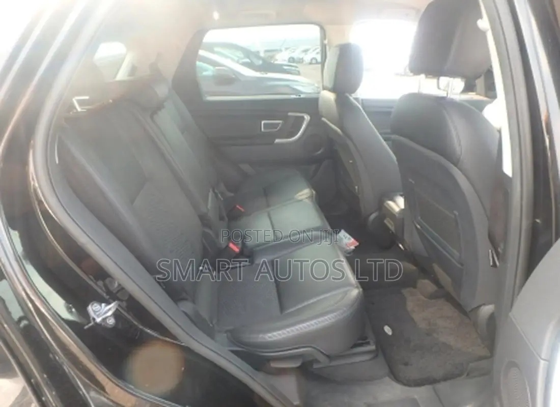 Land Rover Discovery Sport SE 2019 Black