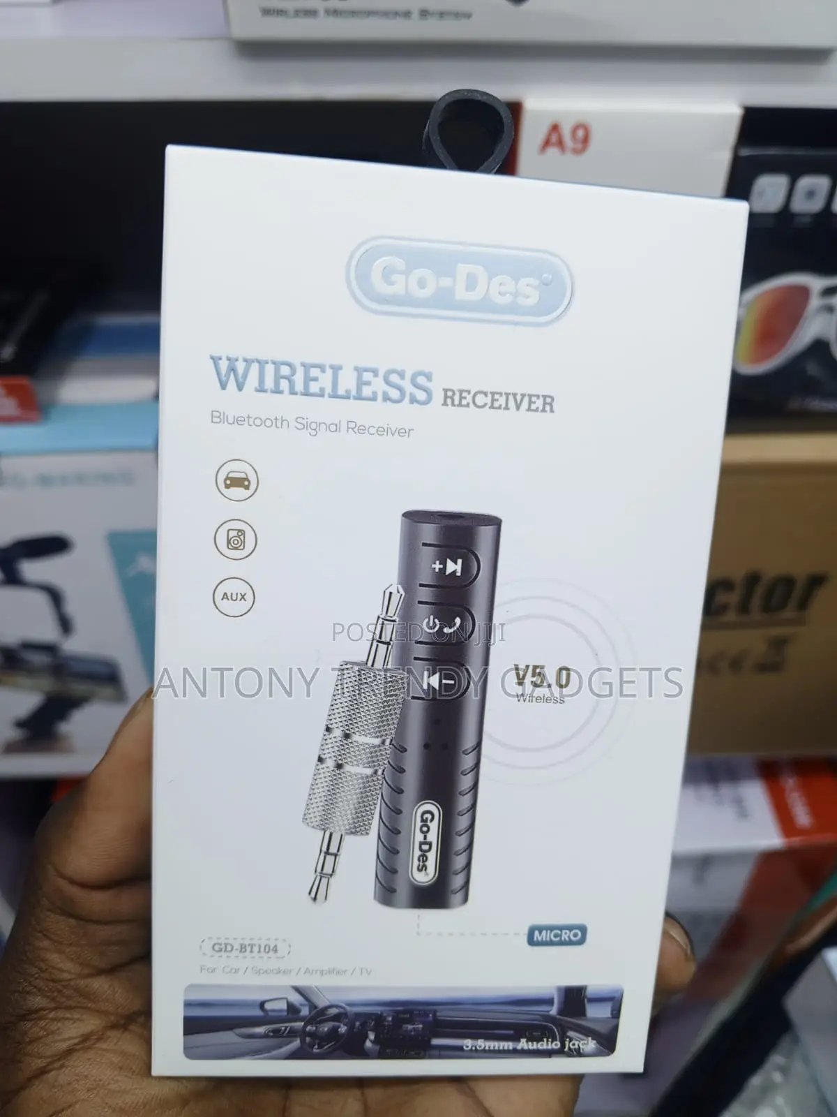 Go-Des GD-BT104 Bluetooth 5.0 AUX Receiver for Car Stereo