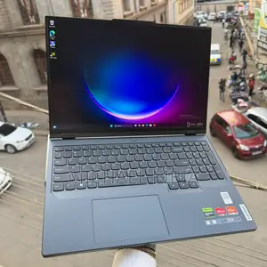 New Laptop Lenovo Legion 9 16GB AMD Ryzen 9 SSD 1T