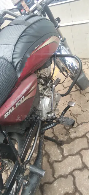 Bajaj Boxer 100 2015 Red