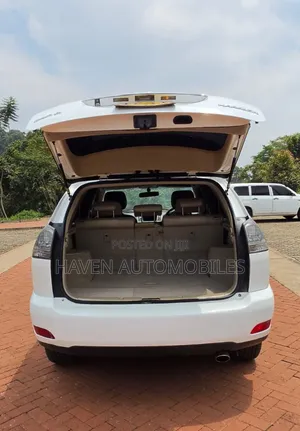 Toyota Harrier 2008 White