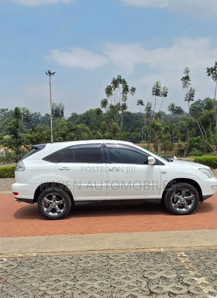 Toyota Harrier 2008 White