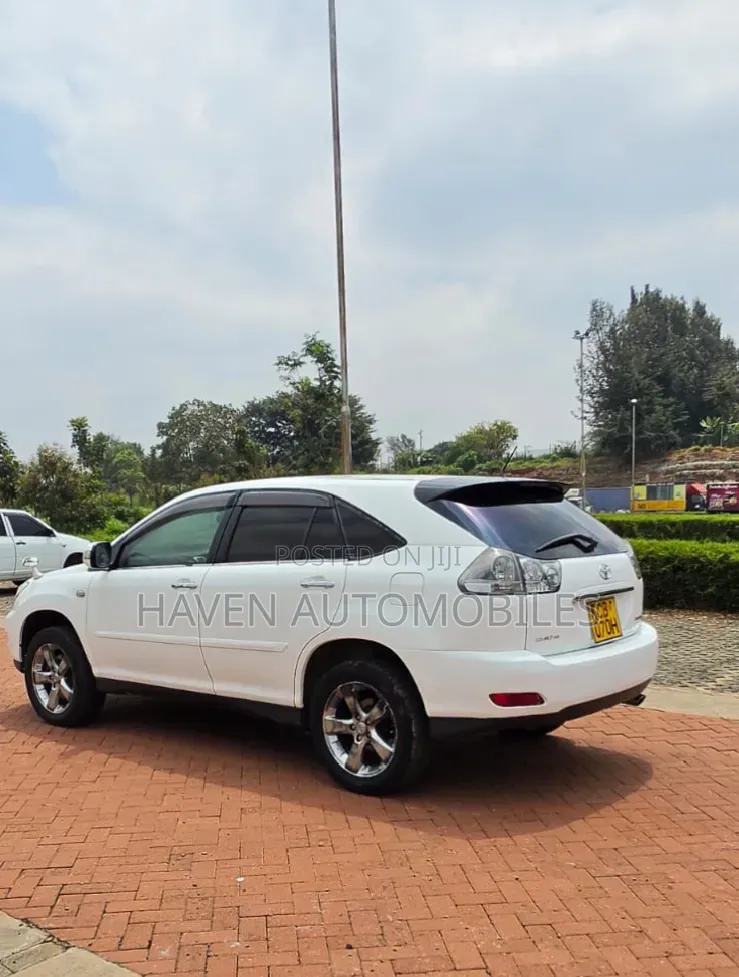 Toyota Harrier 2008 White
