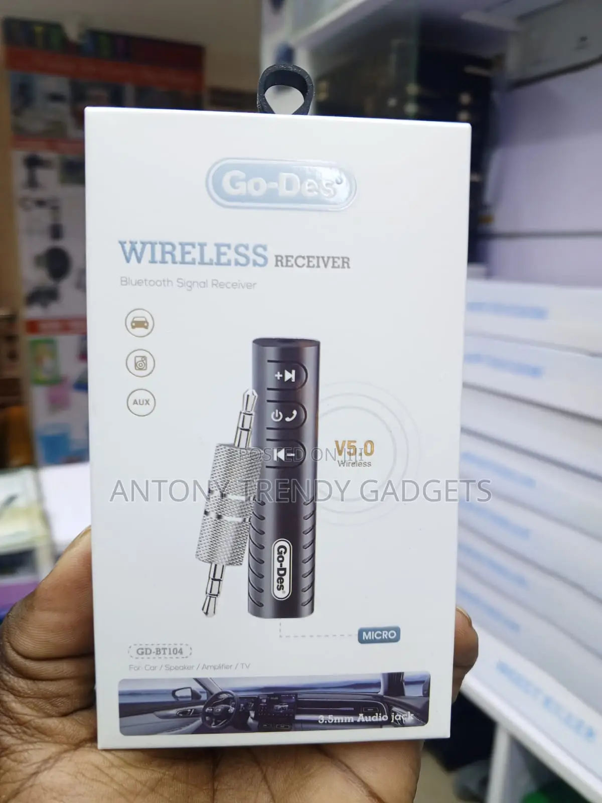 Go-Des GD-BT104 Wireless AUX Adapter for Speakers Amplifiers