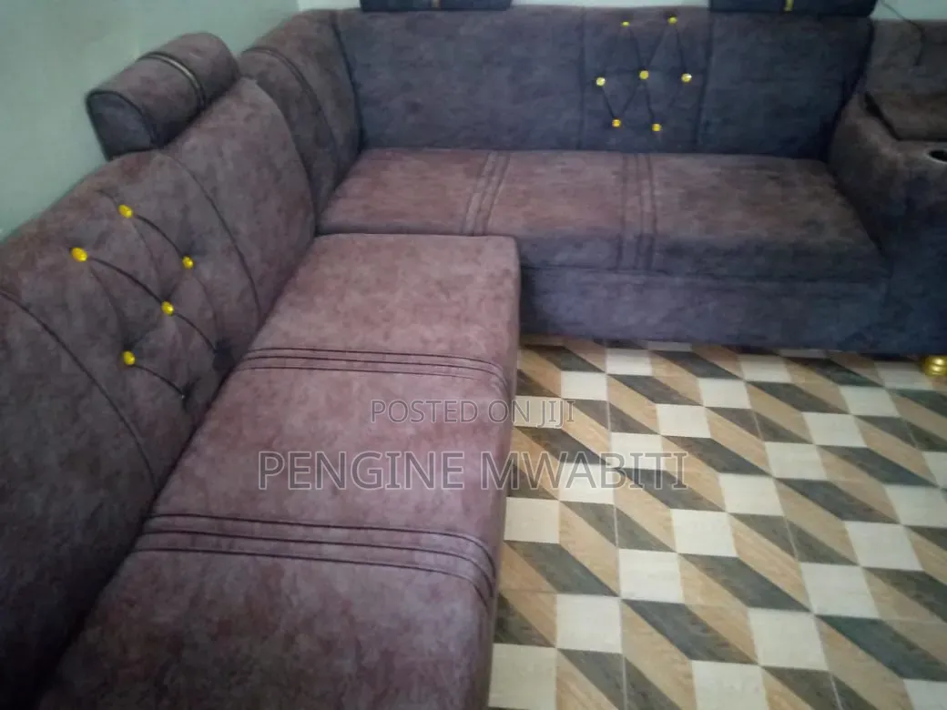 Bed Onon Sell 6×5 With a Dressing and a 6 Sitter Sofa