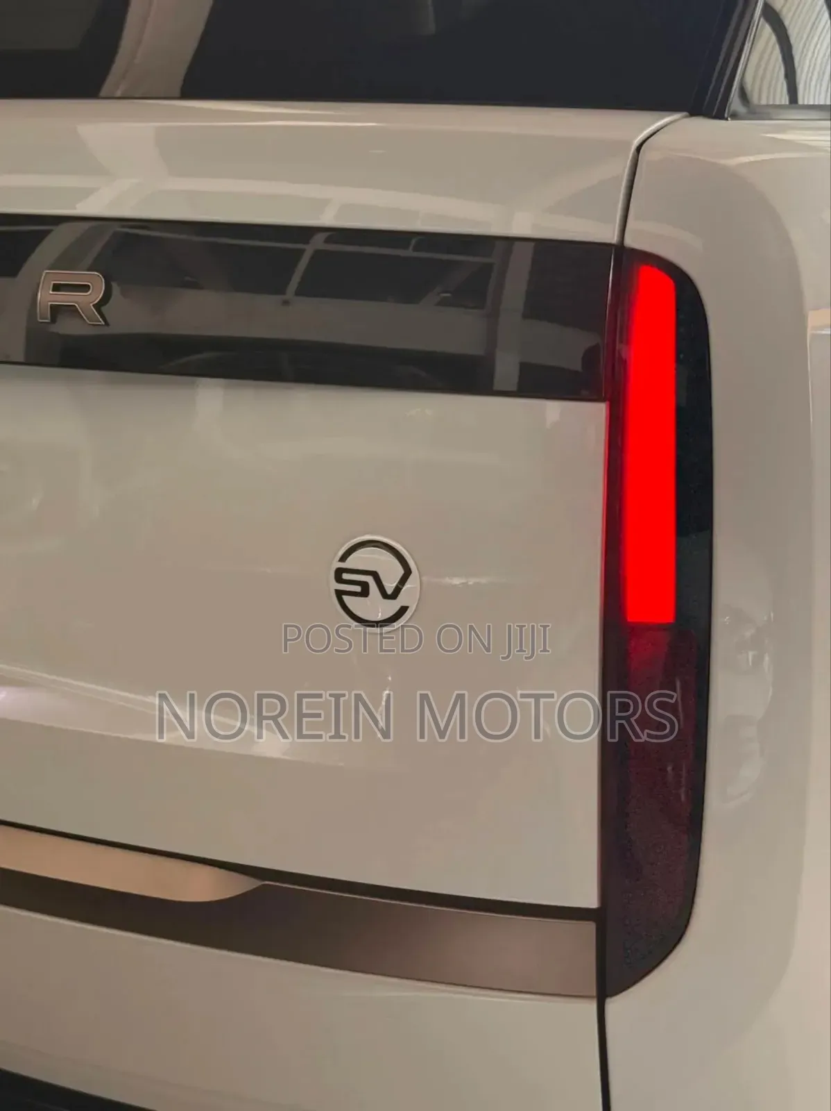 Land Rover Range Rover Vogue 2024 Pearl
