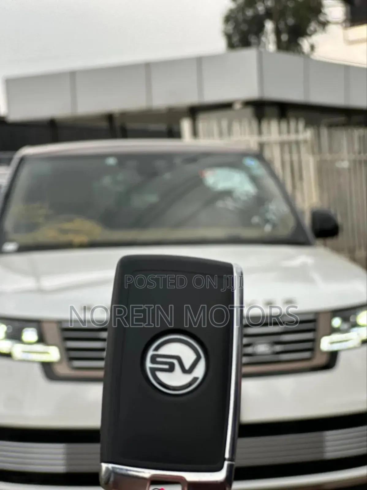 Land Rover Range Rover Vogue 2024 Pearl