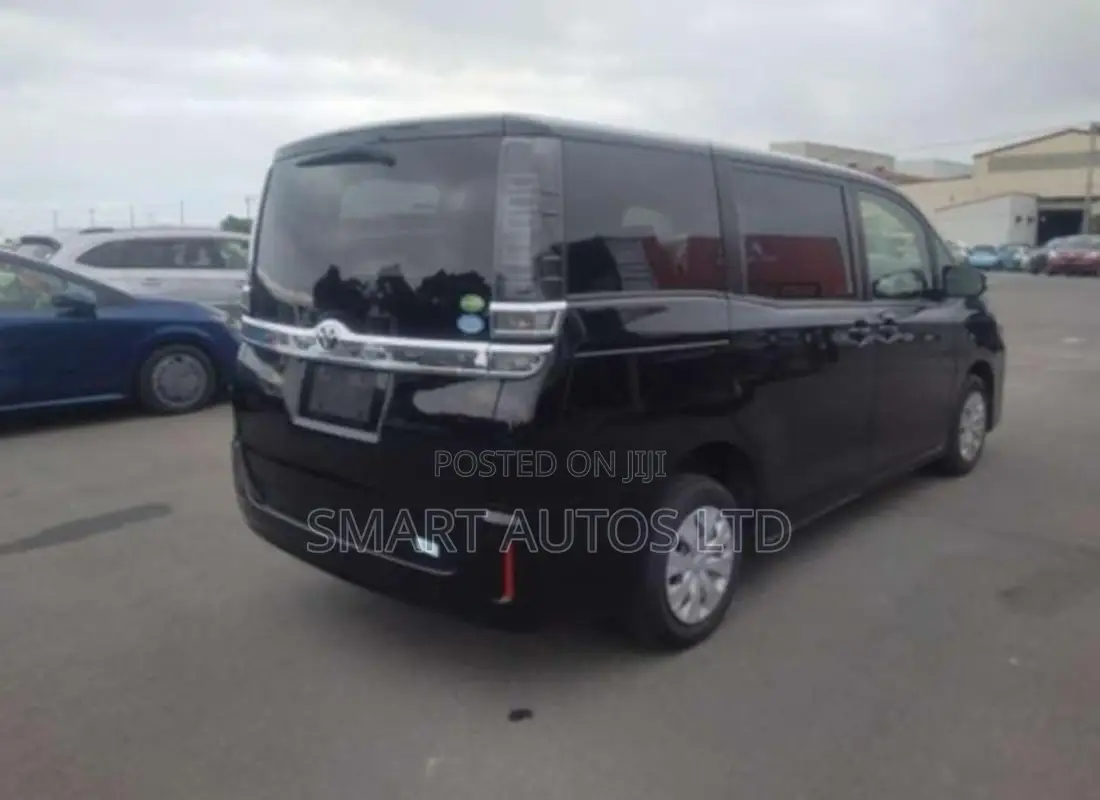 Toyota Voxy 2019 Black