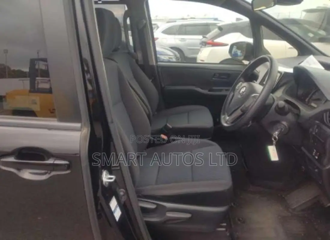 Toyota Voxy 2019 Black
