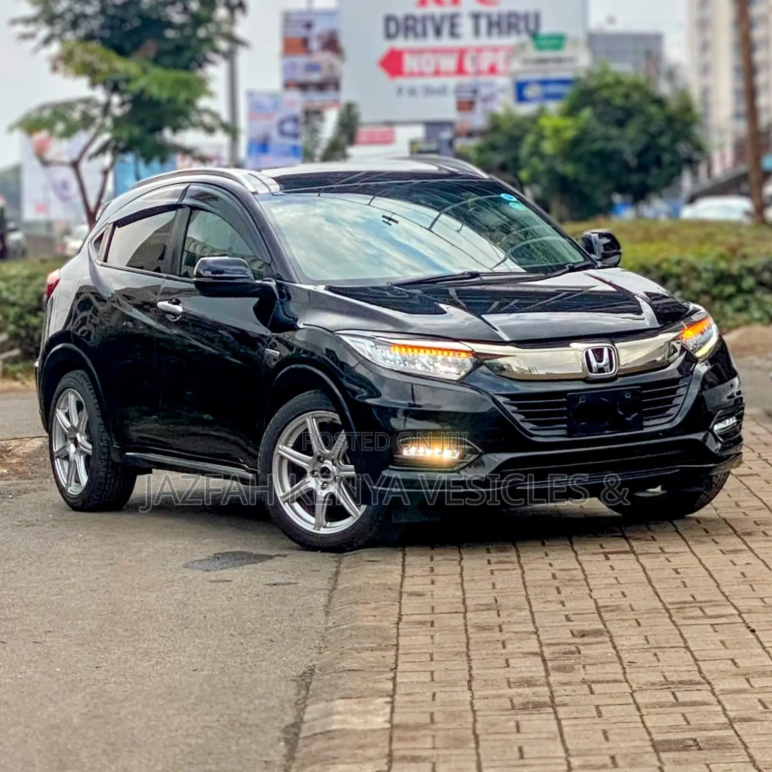 Honda Vezel 1.5 Hybrid 2WD 2019 Black