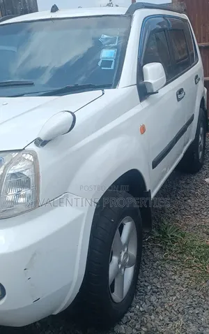 Nissan X-Trail 2004 White