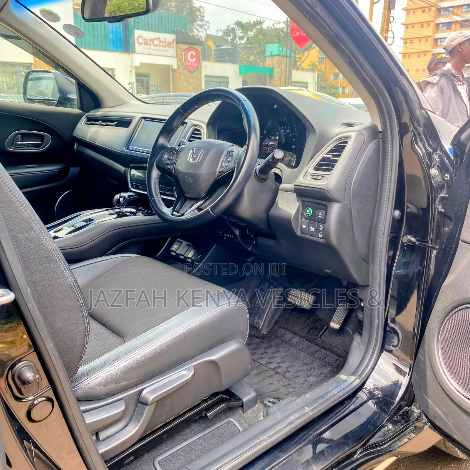 Honda Vezel 1.5 Hybrid 2WD 2019 Black