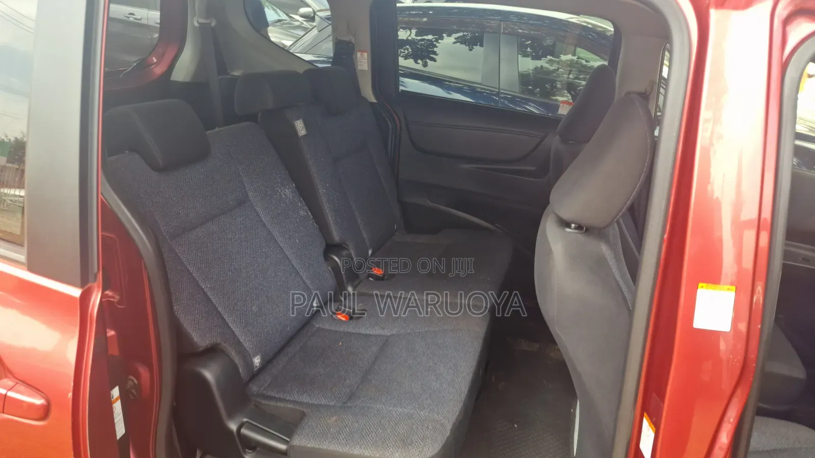 Toyota Sienta 2016 Burgundy