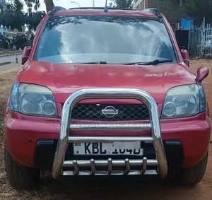 Nissan X-Trail 2004 Red