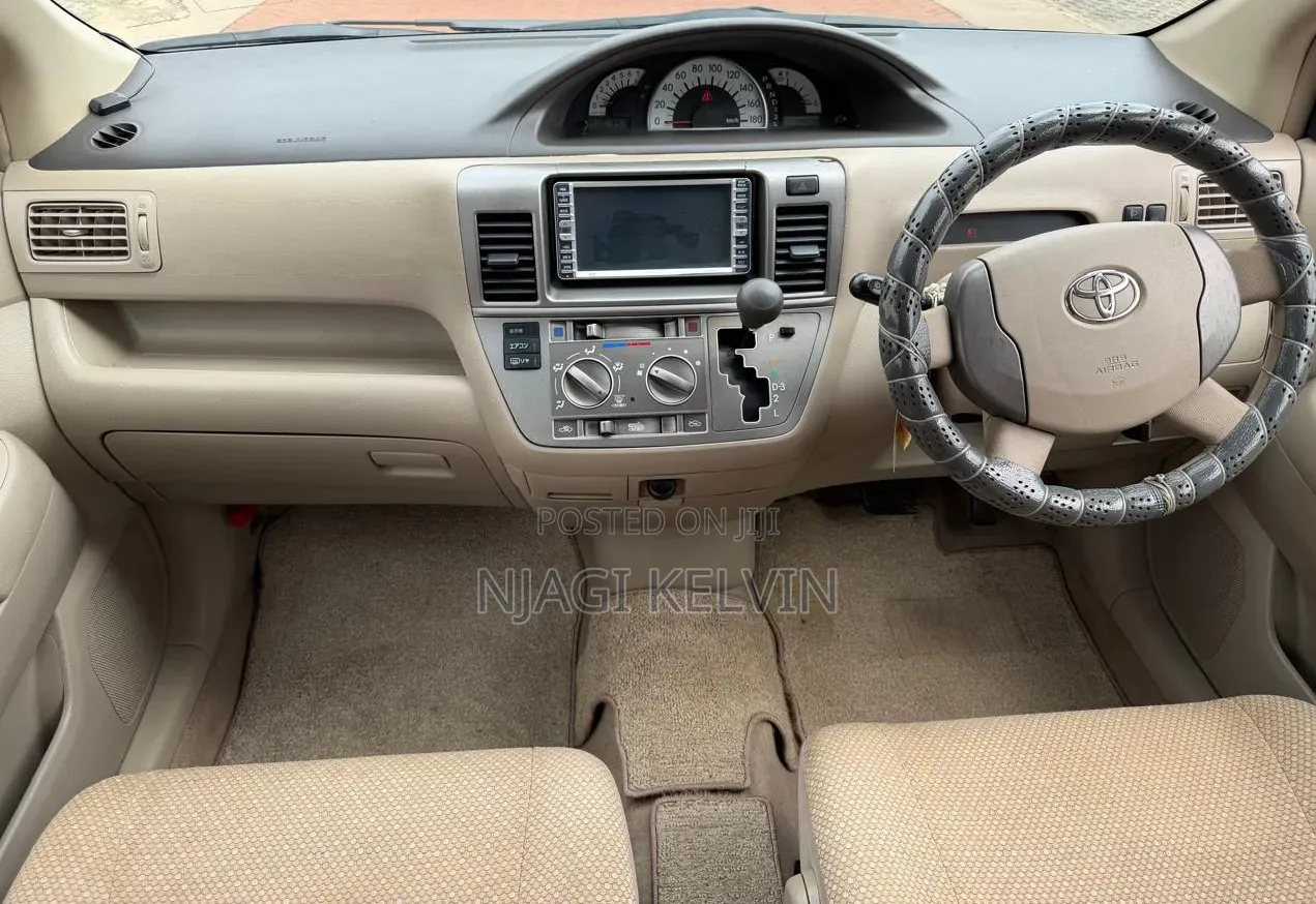 Toyota Raum 2008 Blue