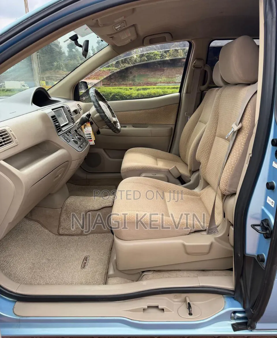 Toyota Raum 2008 Blue