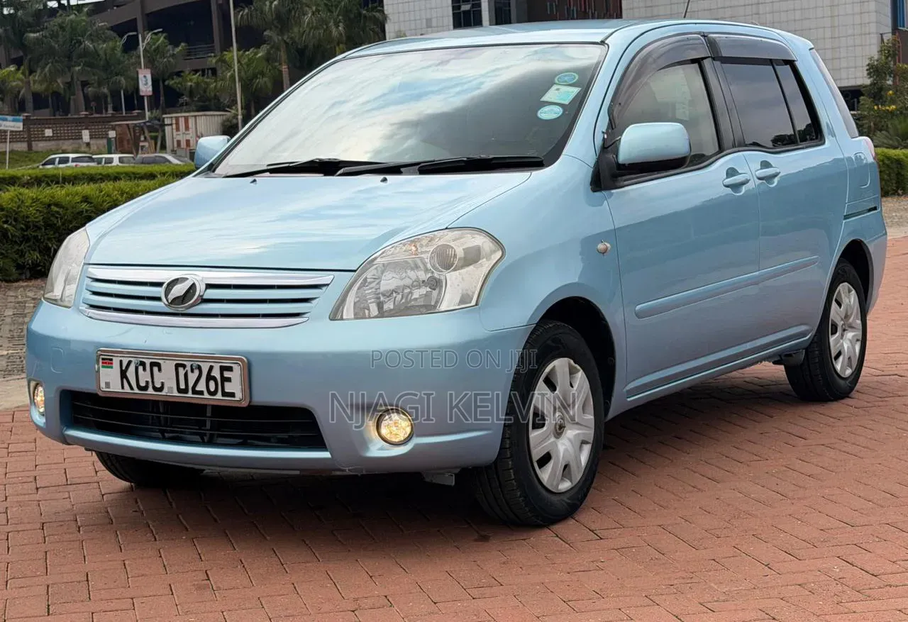 Toyota Raum 2008 Blue