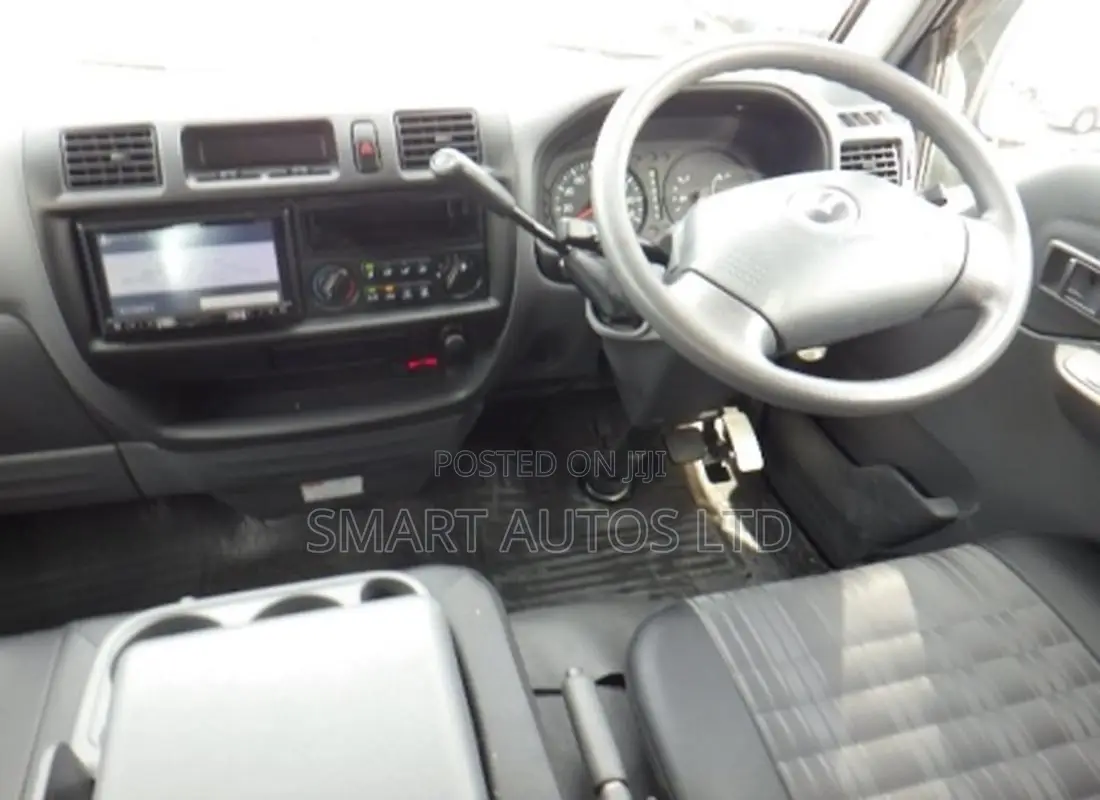 Mazda Bongo 2019 Silver