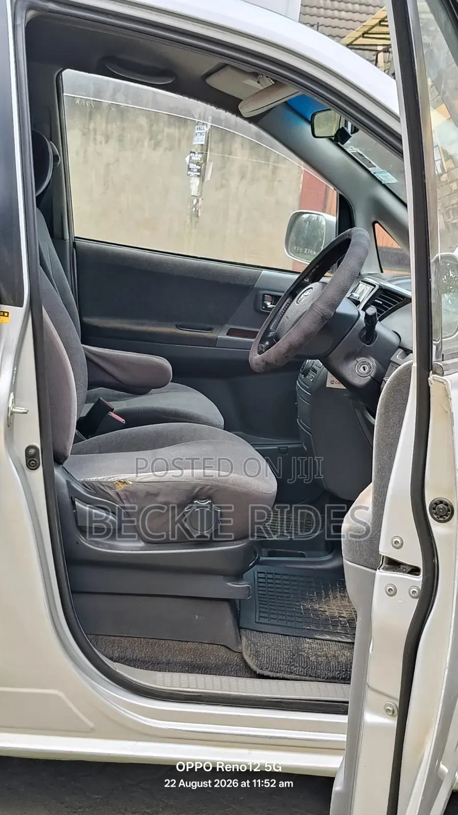 Toyota Noah 2007 Silver