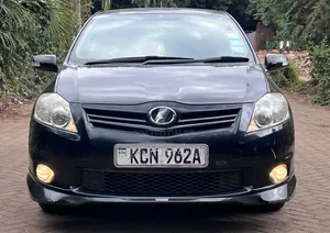 Toyota Auris 2011 Black
