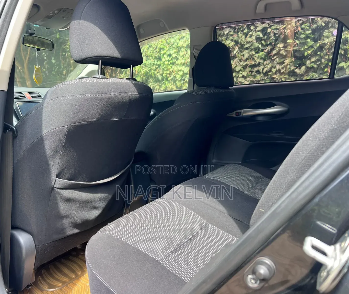 Toyota Auris 2011 Black