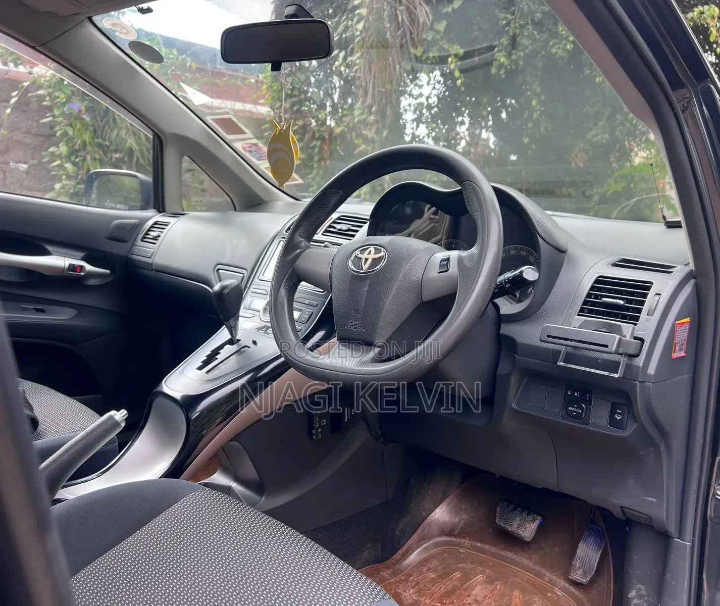 Toyota Auris 2011 Black