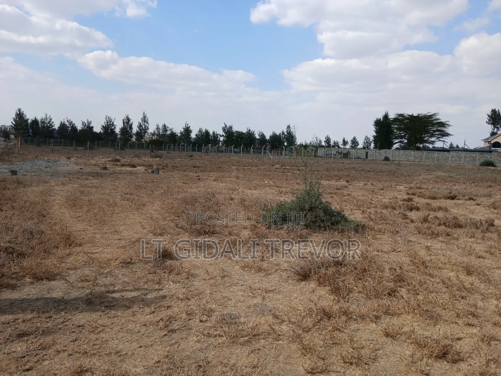 Kisaju Kitengela 1/4 Land 300m From Tarmac
