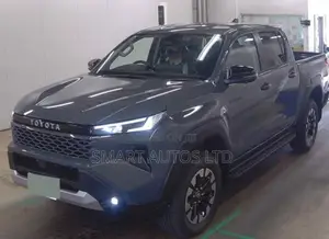 New Toyota Hilux 2026 Gray