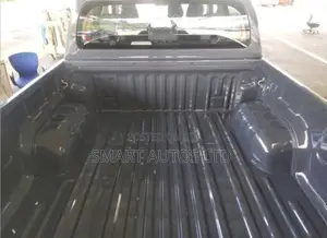 New Toyota Hilux 2026 Gray