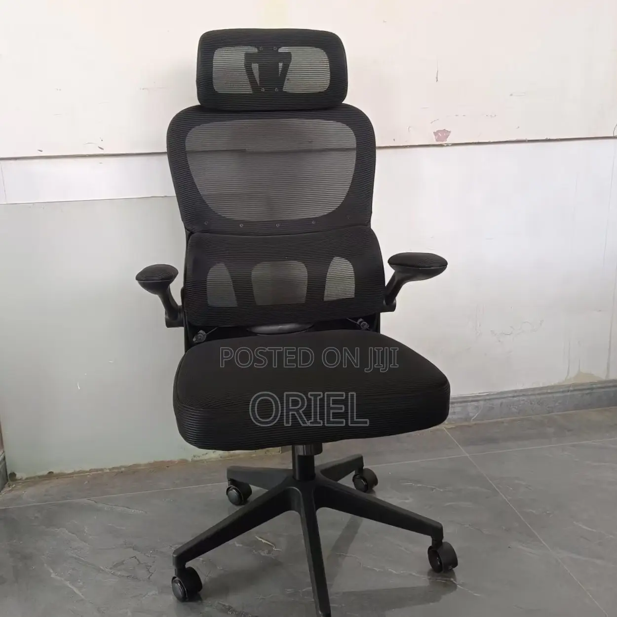 Office Chair : Adjustable Armrest Computer Office Ergonomic Chair