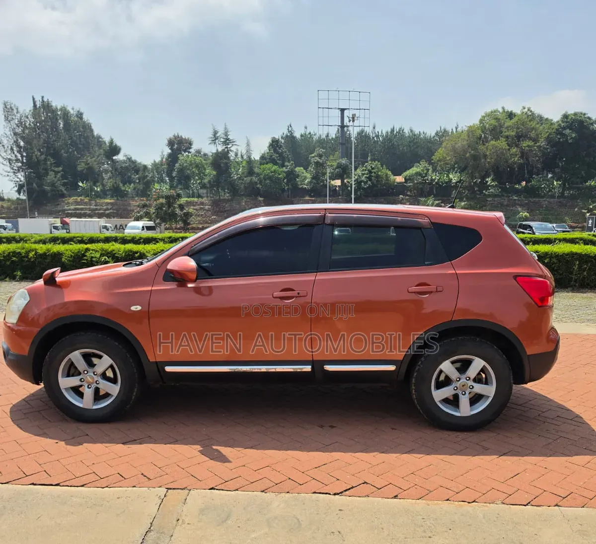 Nissan Dualis 2009 Orange