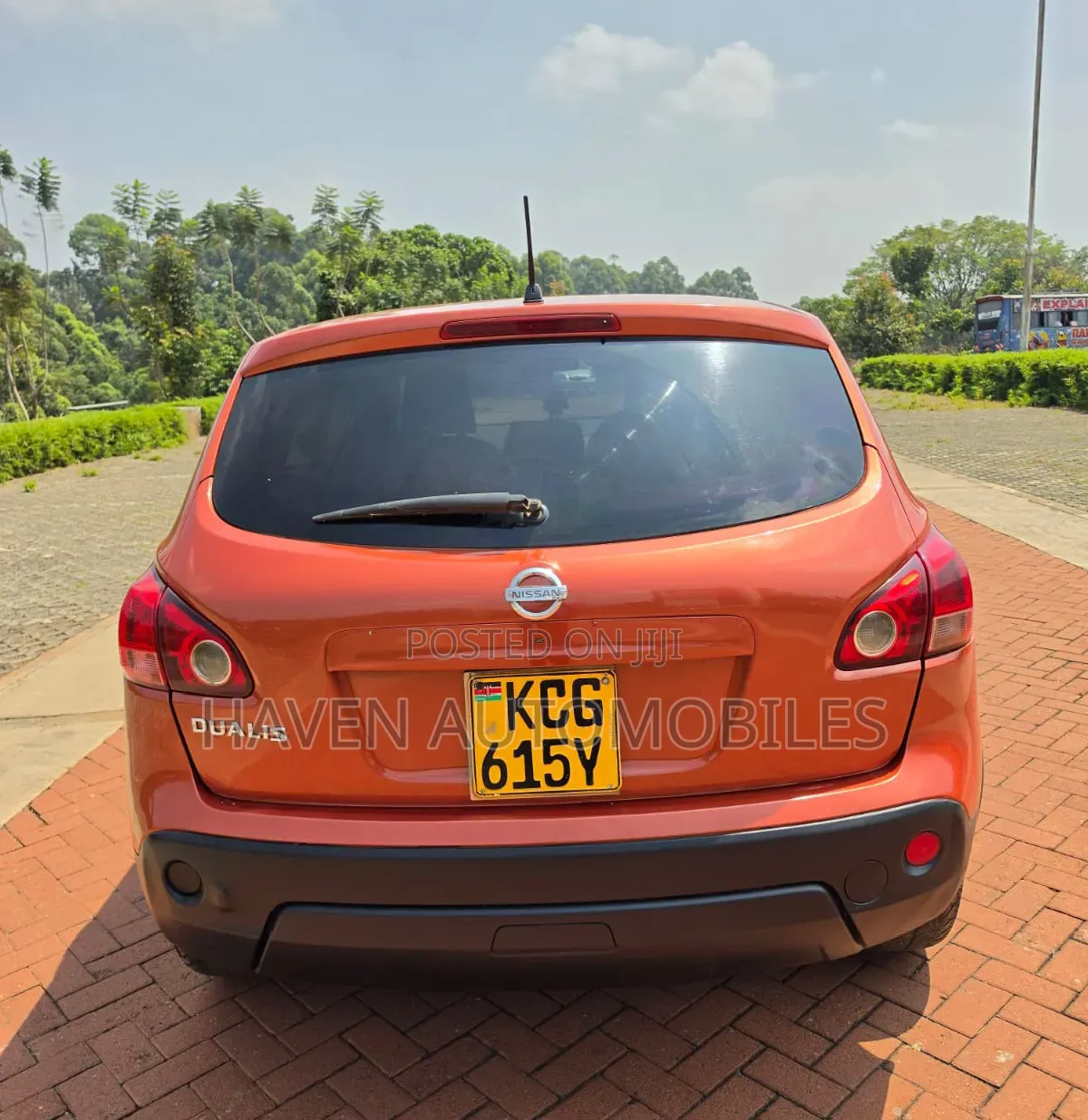 Nissan Dualis 2009 Orange
