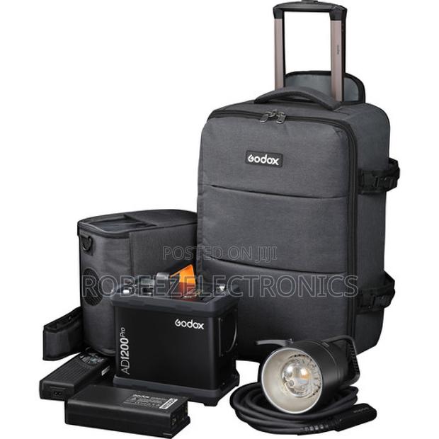 Godox AD1200Pro Battery Powered Outdoor Portable Strobe Flash Kit