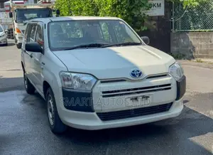 Toyota Probox 1.5 Hybrid DX Comfort 2020