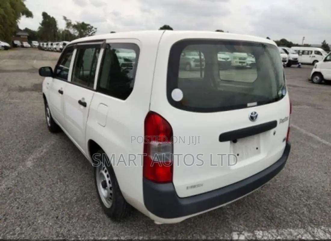 Toyota Probox 1.5 Hybrid DX Comfort 2020