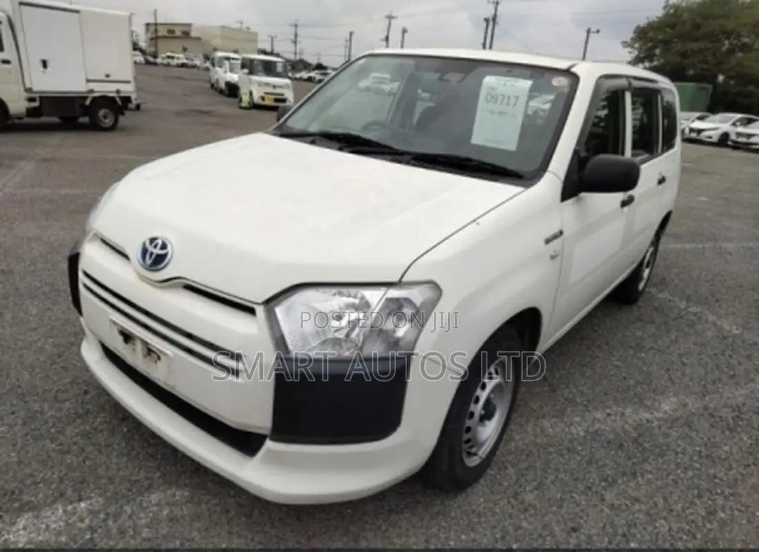 Toyota Probox 1.5 Hybrid DX Comfort 2020
